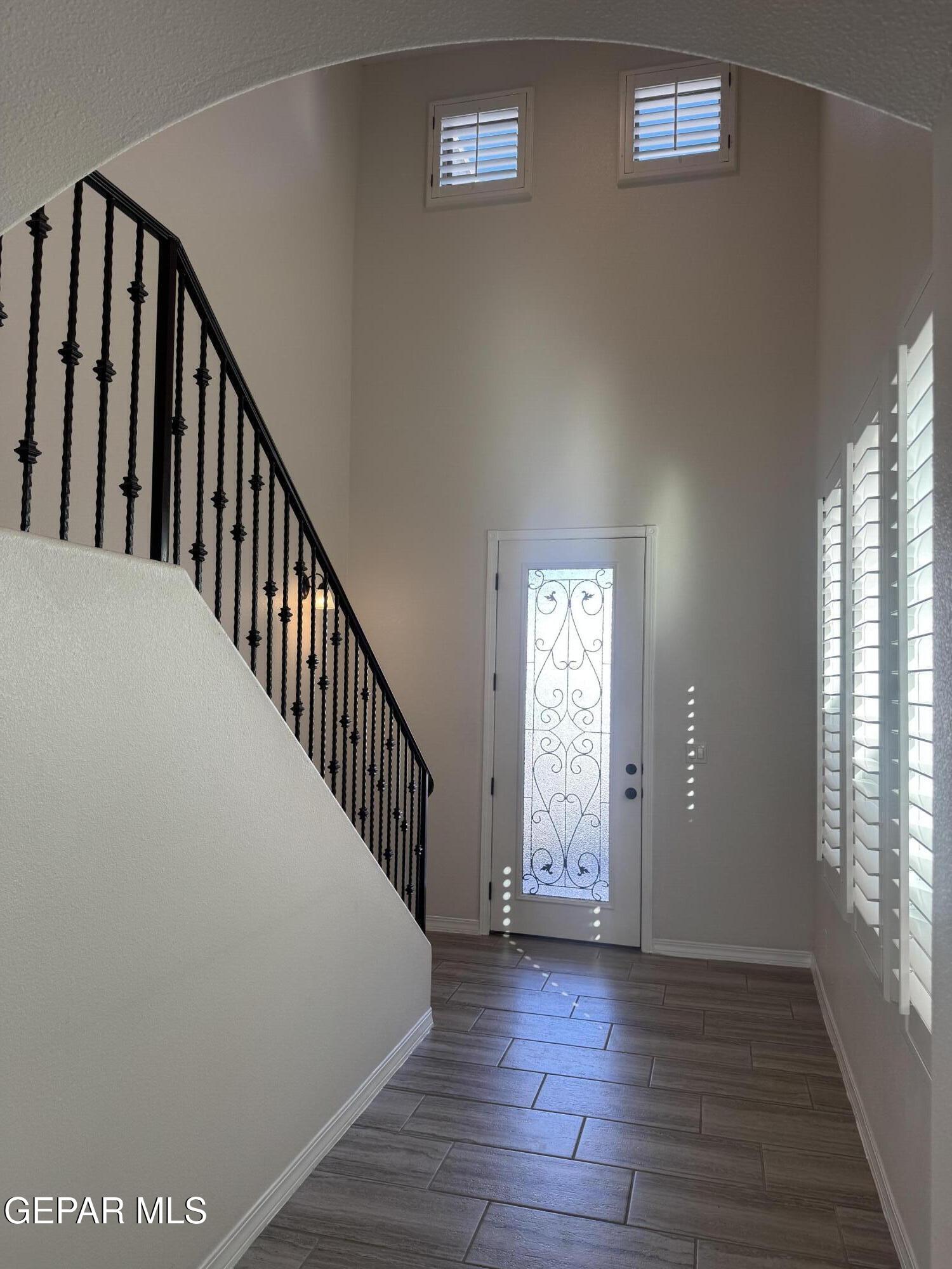 412 Indigo Court El Paso, TX 79932 - Photo 6 of 53 a view of entryway with wooden floor