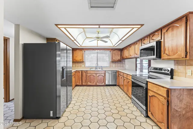 $3,250 | 1306 East La Vieve Lane, Tempe, AZ 85284