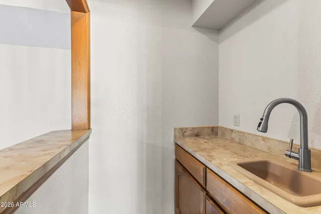 $3,250 | 1306 East La Vieve Lane, Tempe, AZ 85284