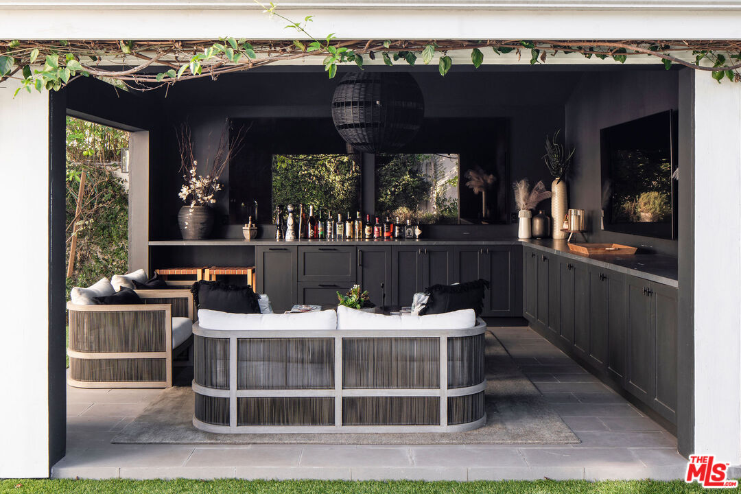 6434 Colgate Avenue Los Angeles, CA 90048 - Photo 21 of 24