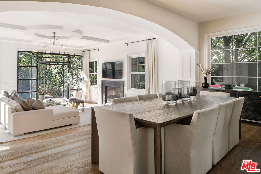 6434 Colgate Avenue Los Angeles, CA 90048 - Photo 6 of 24