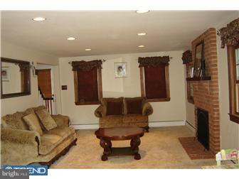 738 Winchester Road Media, PA 19063 - Photo 5 of 12 Living Room