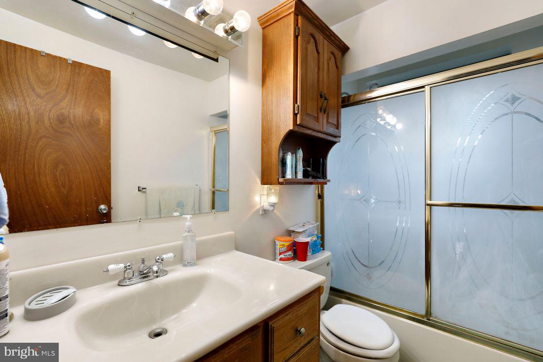 31 Bladen Road Baltimore, MD 21221 - Photo 10 of 13