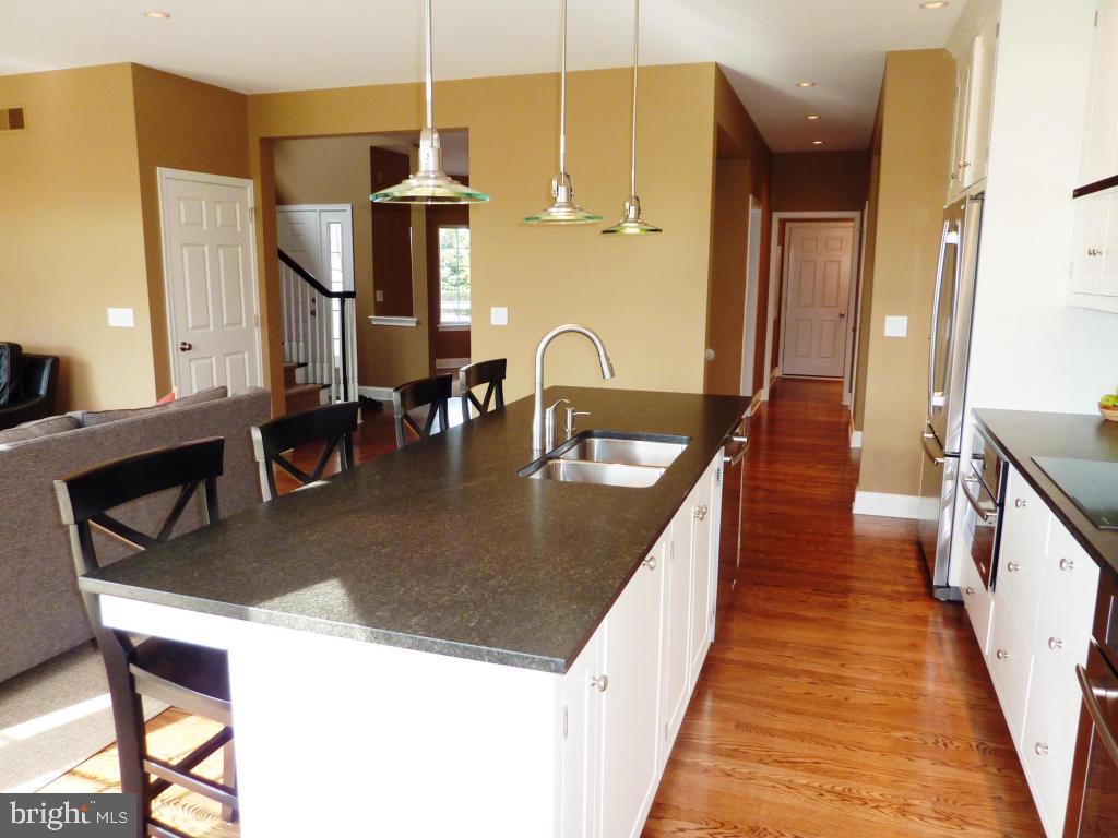 1008 Laureldale Court Lititz, PA 17543 - Photo 13 of 51