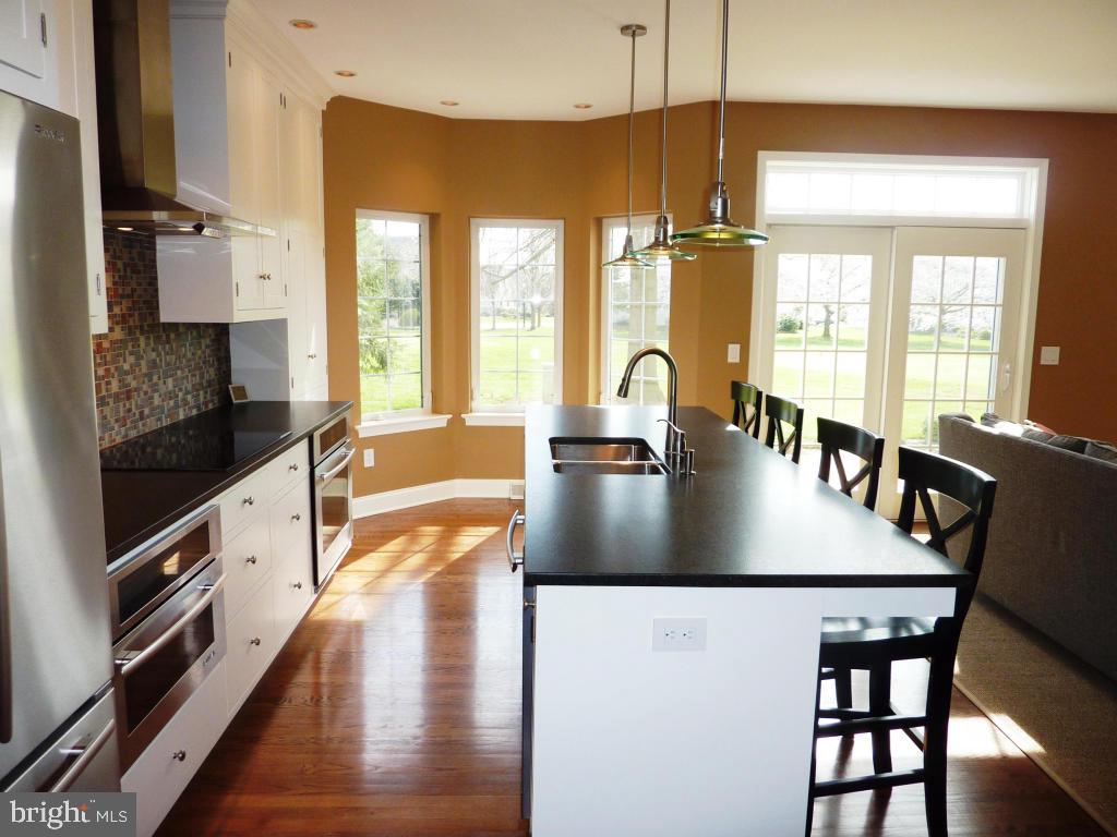 1008 Laureldale Court Lititz, PA 17543 - Photo 15 of 51