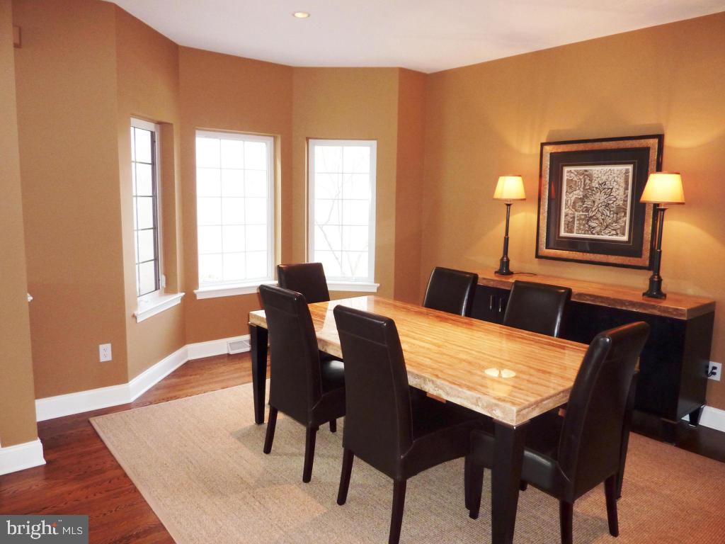 1008 Laureldale Court Lititz, PA 17543 - Photo 16 of 51