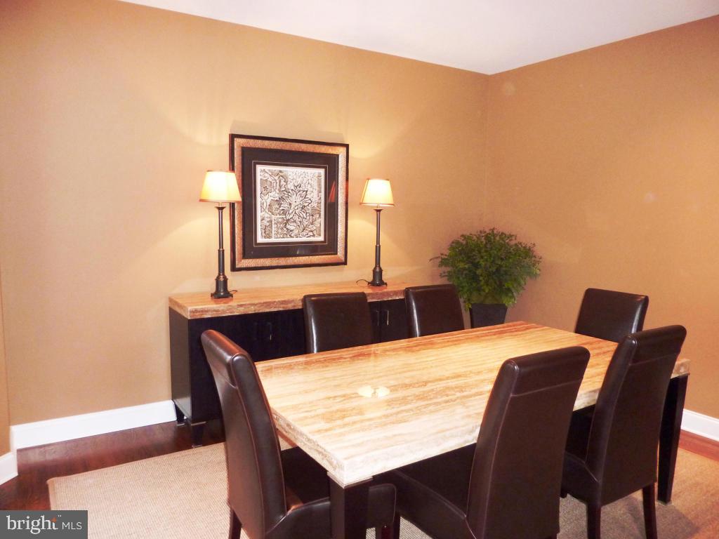 1008 Laureldale Court Lititz, PA 17543 - Photo 17 of 51