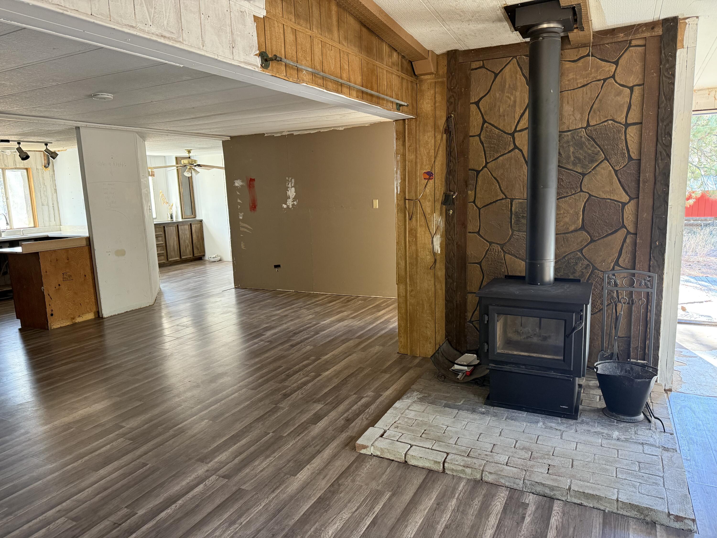 55900 Blue Eagle Rd Bend Bend, OR 97707 - Photo 16 of 23 Blue Eagle LV2