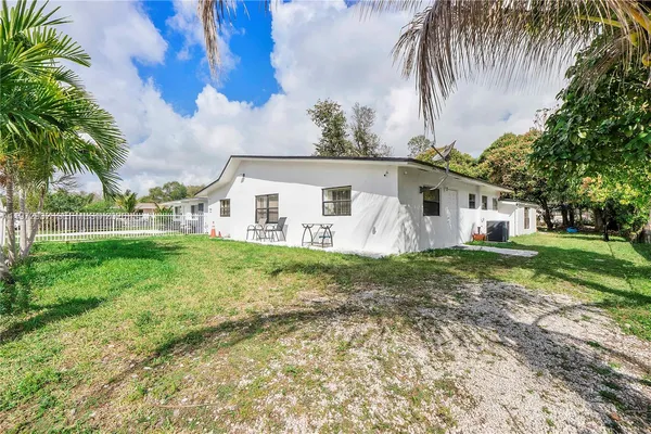 $645,000 | 1563 Northeast 148th Street, Miami, FL 33161