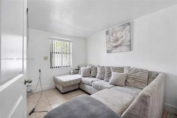 $645,000 | 1563 Northeast 148th Street, Miami, FL 33161