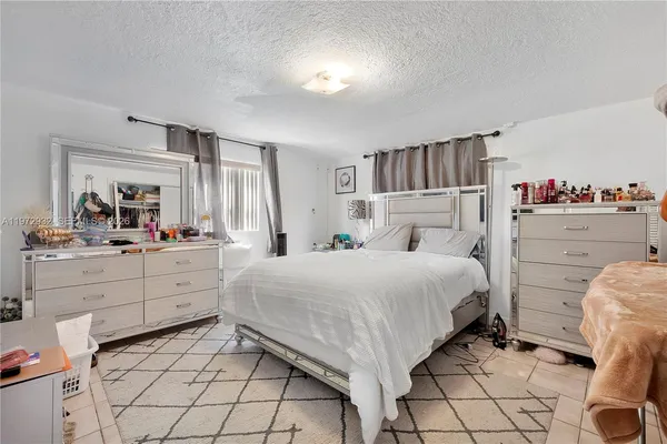 $645,000 | 1563 Northeast 148th Street, Miami, FL 33161