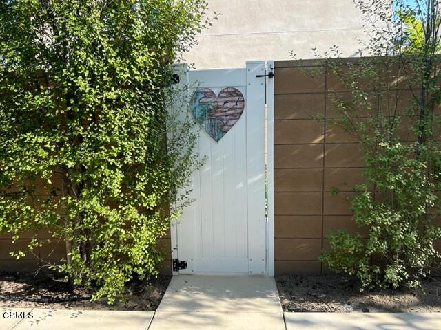 5200 Breakers Way Oxnard, CA 93035 - Photo 34 of 75 a sign that is on the side of a building