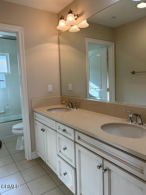 5200 Breakers Way Oxnard, CA 93035 - Photo 62 of 75 a bathroom with a sink vanity and a mirror