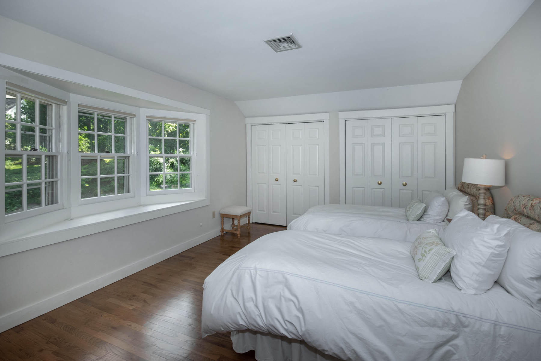 181 Parade Hill Road New Canaan, CT 06840 - Photo 24 of 35 23