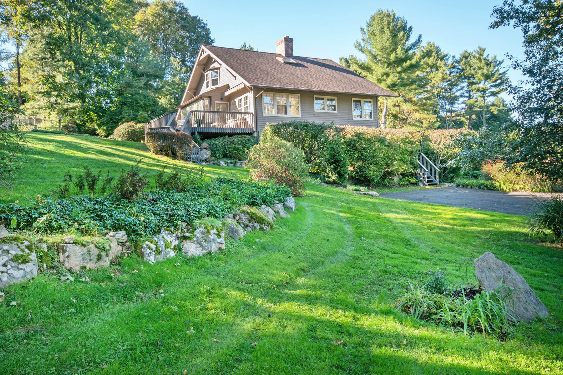 181 Parade Hill Road New Canaan, CT 06840 - Photo 32 of 35 170168664-28
