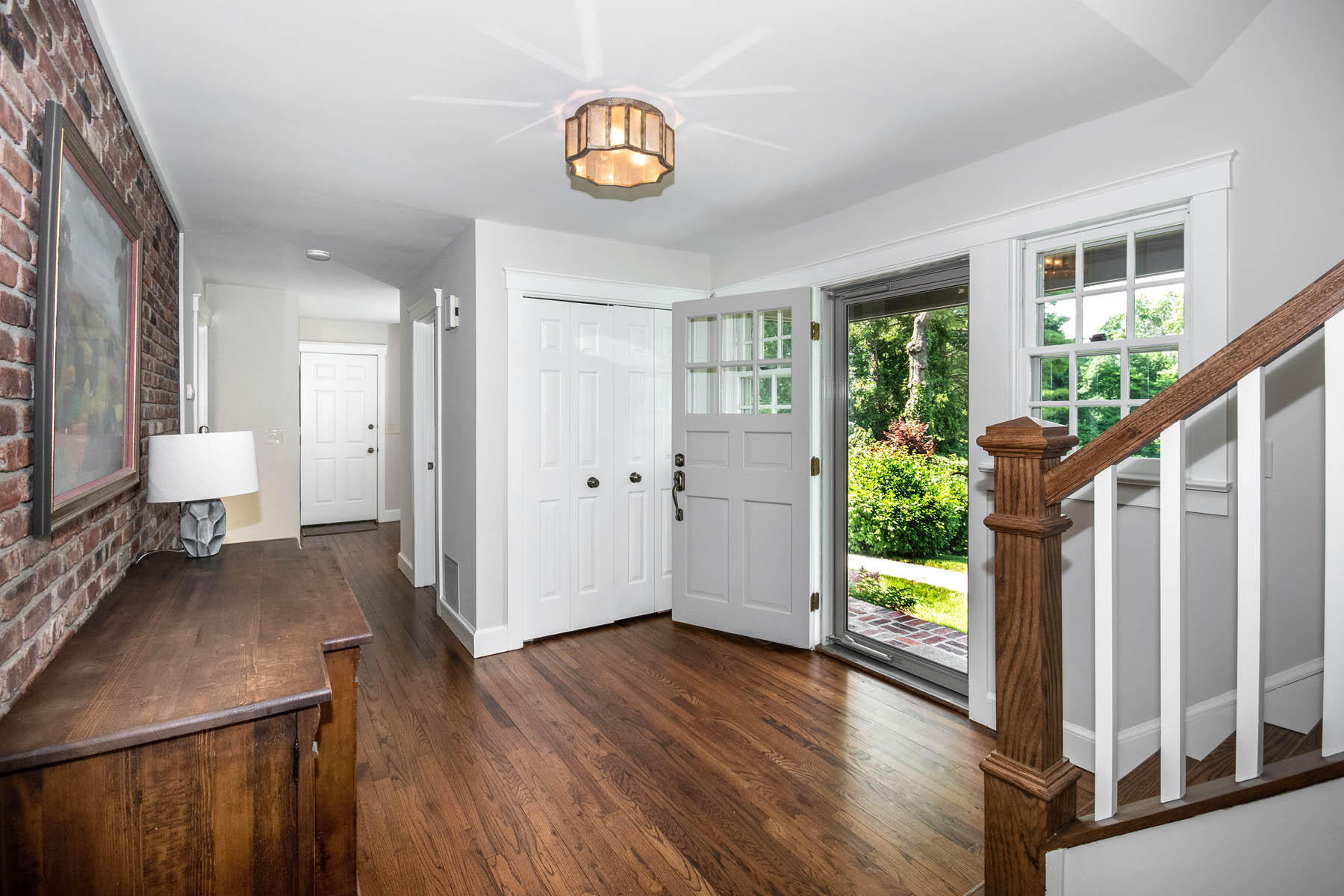 181 Parade Hill Road New Canaan, CT 06840 - Photo 5 of 35 5