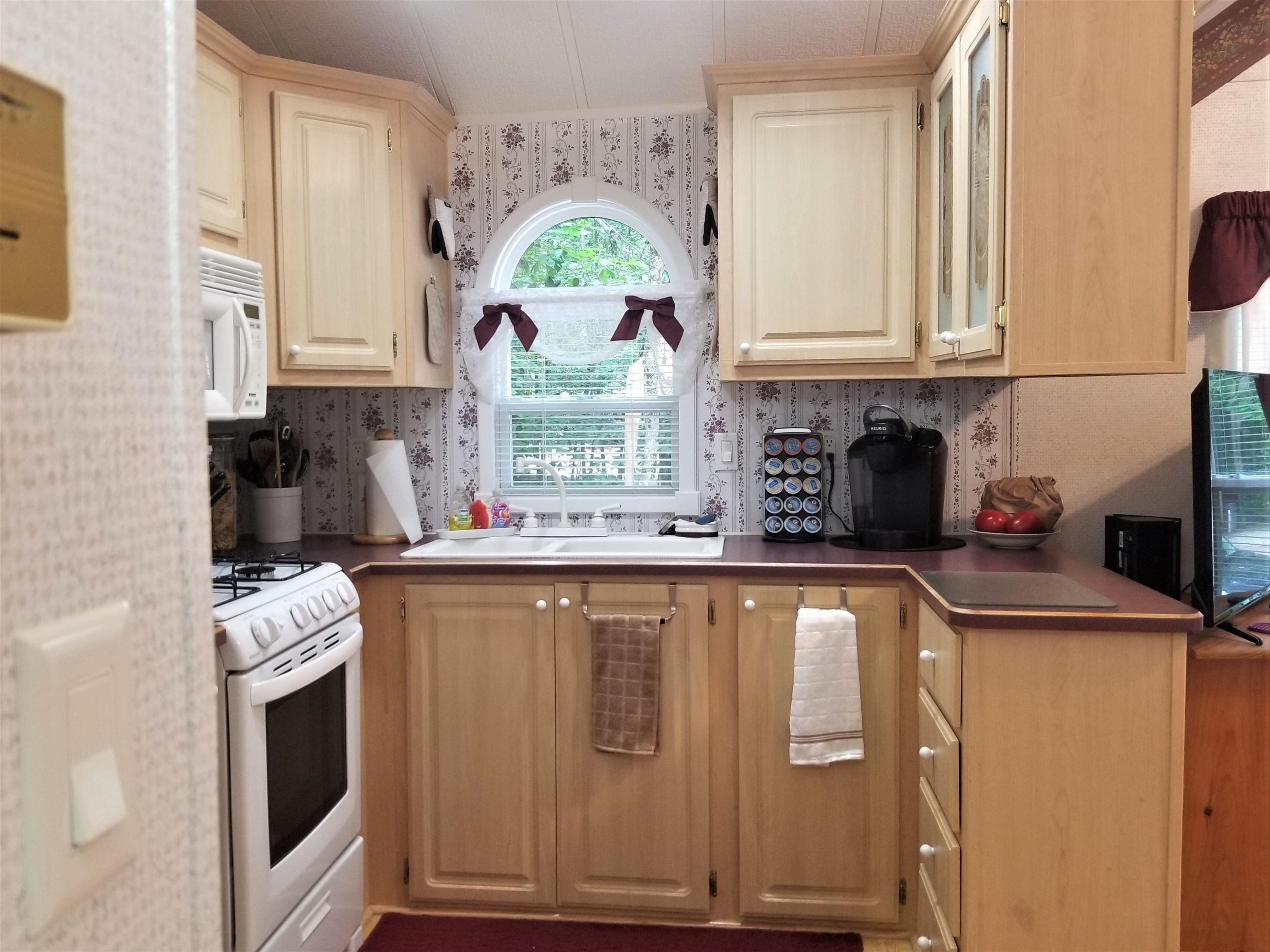 35 Pine Island Road, Unit 35 Wakefield, NH 03830 - Photo 17 of 40