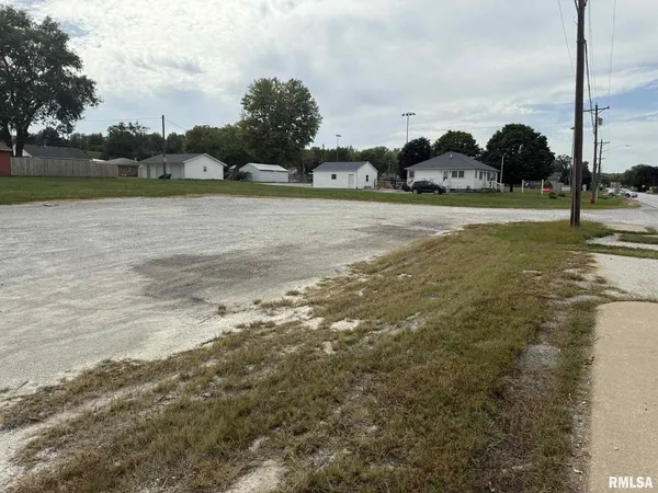 a view of a lake with houses