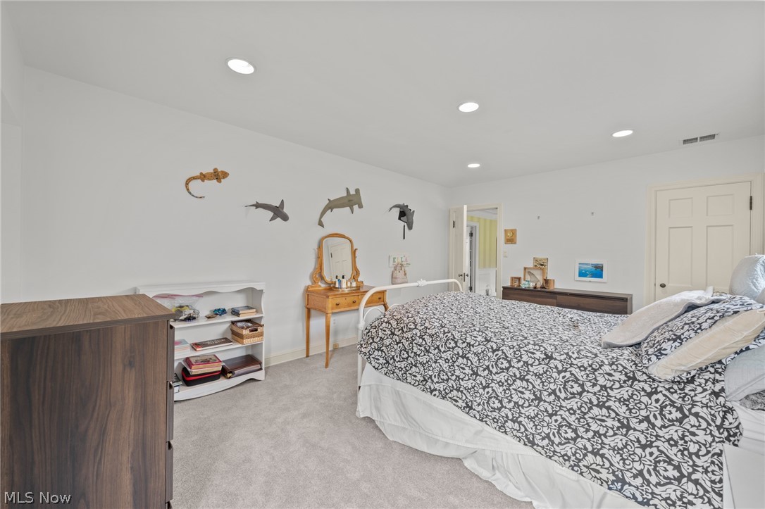 17640 South Woodland Road Cleveland, OH 44120 - Photo 19 of 40