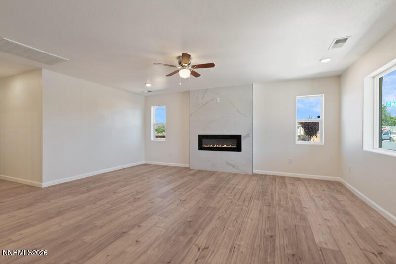611 Yerington Drive Reno, NV 89506 - Photo 12 of 24 611 Yerington Drive (5 of 25)