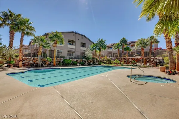 $1,750 | 2305 West Horizon Ridge Parkway, Unit 2423, Henderson, NV 89052