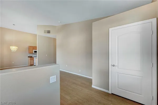 $1,750 | 2305 West Horizon Ridge Parkway, Unit 2423, Henderson, NV 89052