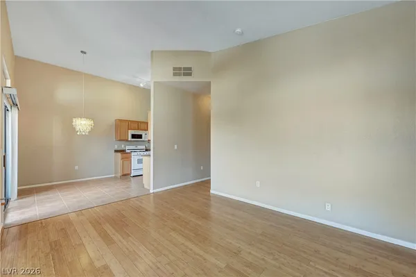 $1,750 | 2305 West Horizon Ridge Parkway, Unit 2423, Henderson, NV 89052