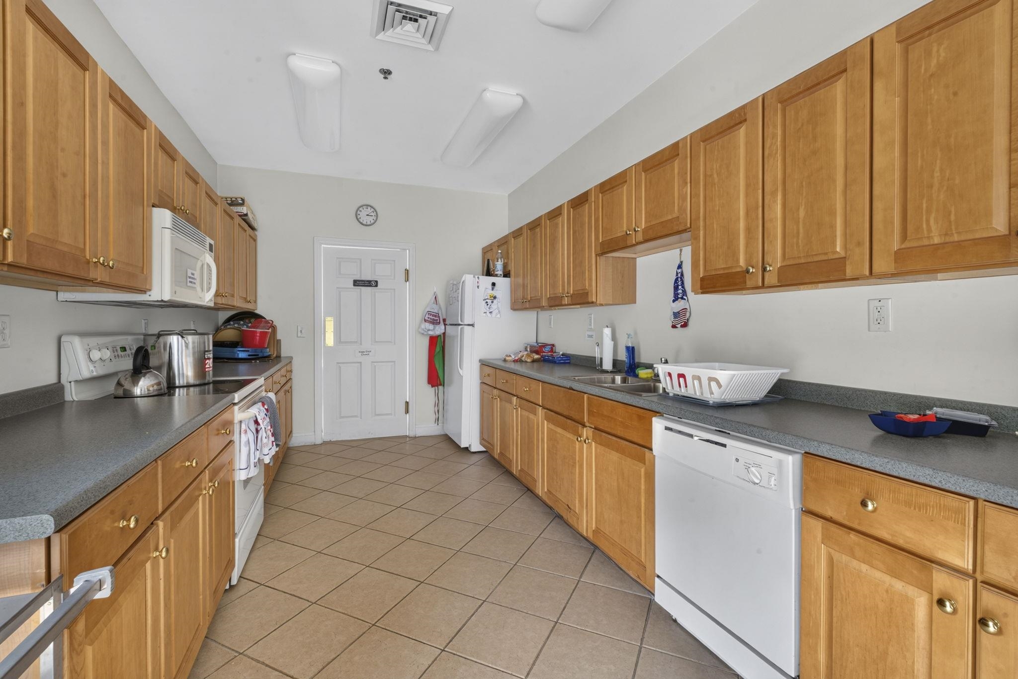 59 Cluff Road, Unit 37 Salem, NH 03079 - Photo 40 of 47
