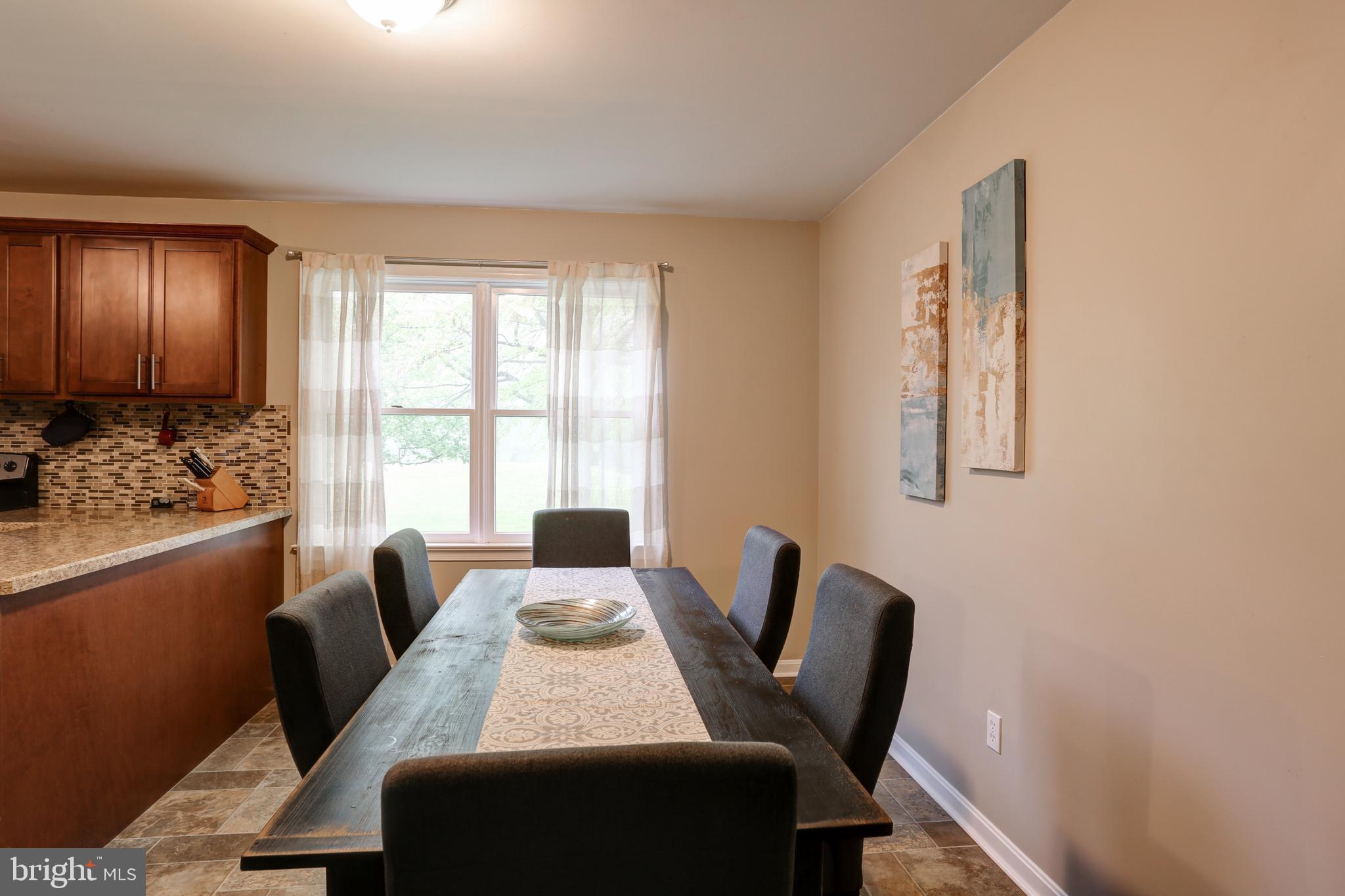 87 Governor Stable Road Elizabethtown, PA 17022 - Photo 13 of 38 Gallery Image 13
