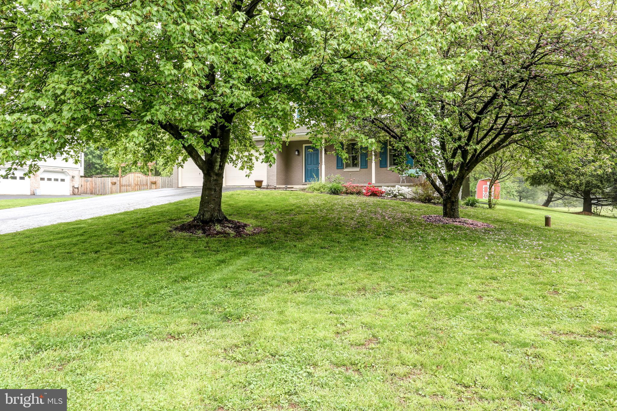 87 Governor Stable Road Elizabethtown, PA 17022 - Photo 31 of 38 front yard