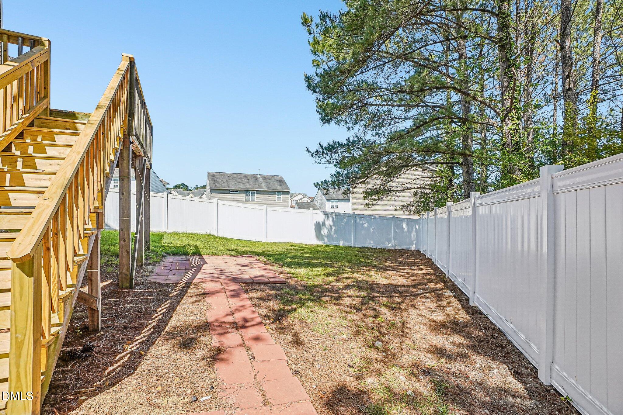 1404 Springshire Court Raleigh, NC 27610 - Photo 28 of 28 34-web-or-mls-Springshire Ct-S1505-034