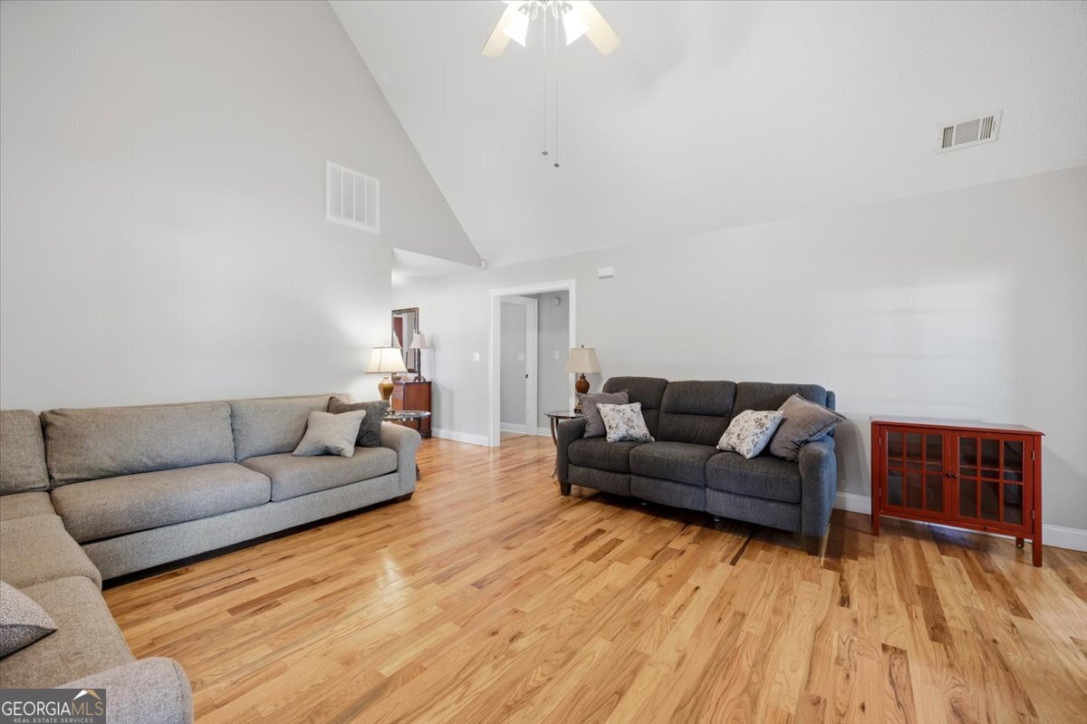 557 Aarons Circle Gray, GA 31032 - Photo 6 of 36