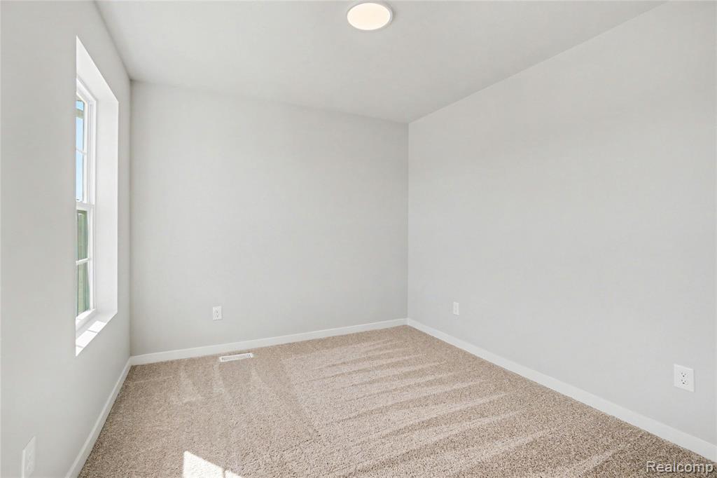 6044 Lahring Road Linden, MI 48451 - Photo 21 of 43