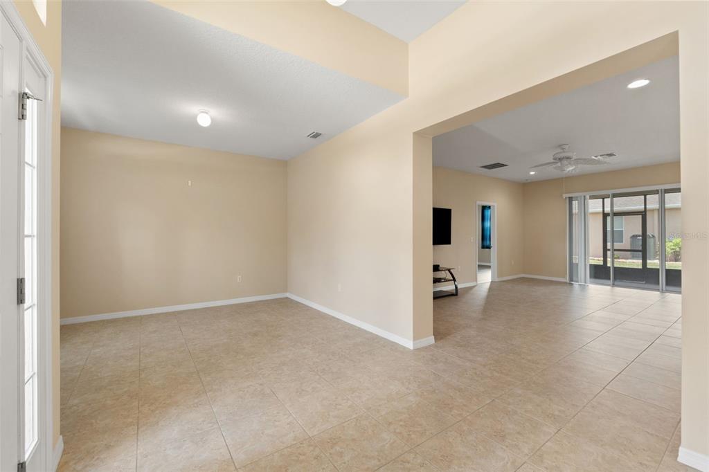 13589 Hunters Point Street Spring Hill, FL 34609 - Photo 9 of 45