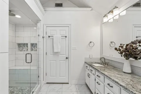 $449,900 | 604 Shalamar Place, Irving, TX 75061