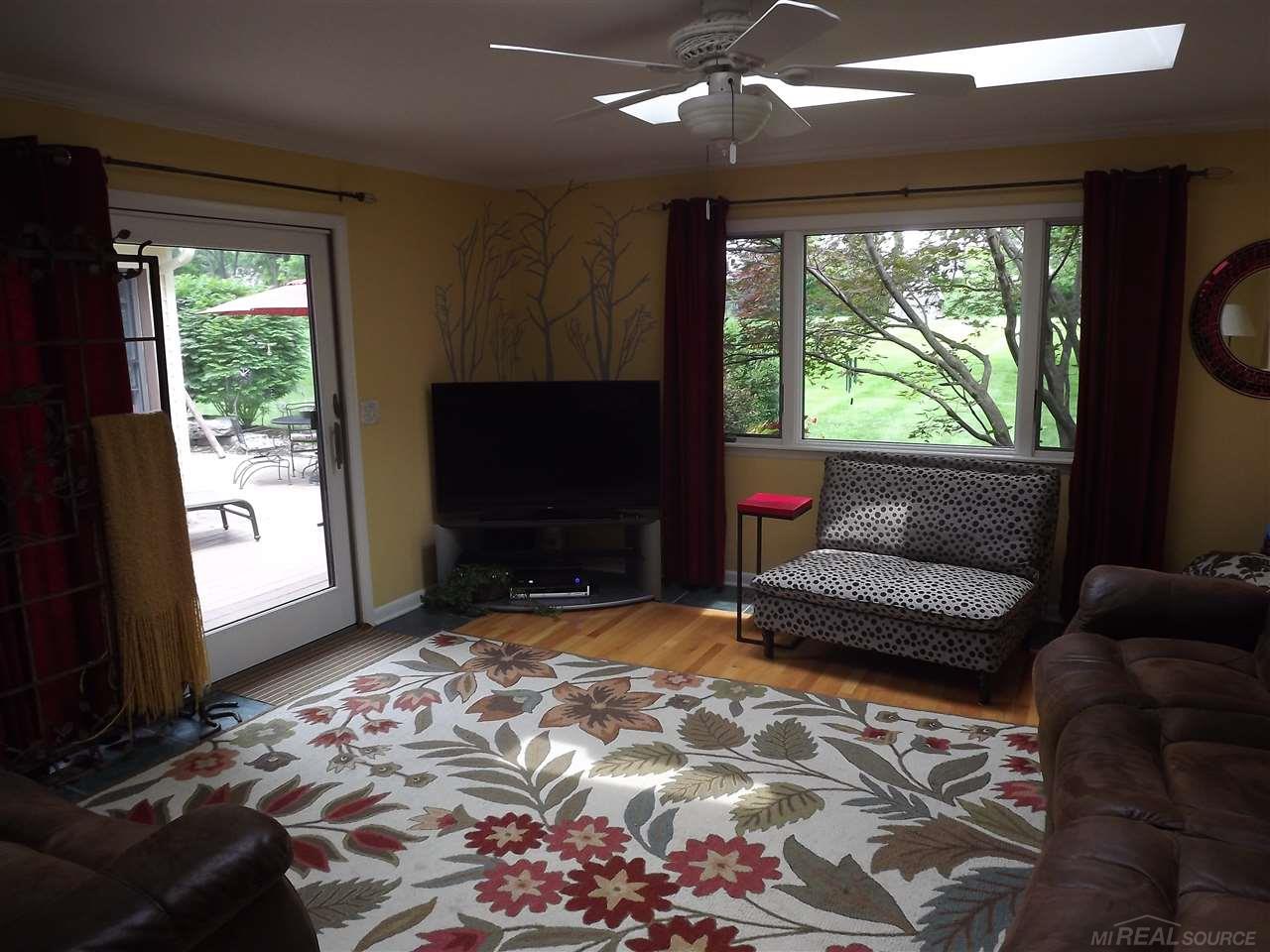 410 Lehigh Road Rochester Hills, MI 48307 - Photo 5 of 26