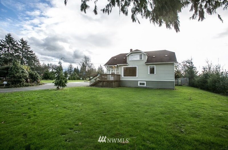 22104 Cook Road Sedro-Woolley, WA 98284 - Photo 2 of 25 Gallery Image 2