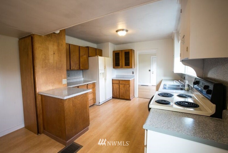 22104 Cook Road Sedro-Woolley, WA 98284 - Photo 6 of 25 Gallery Image 6