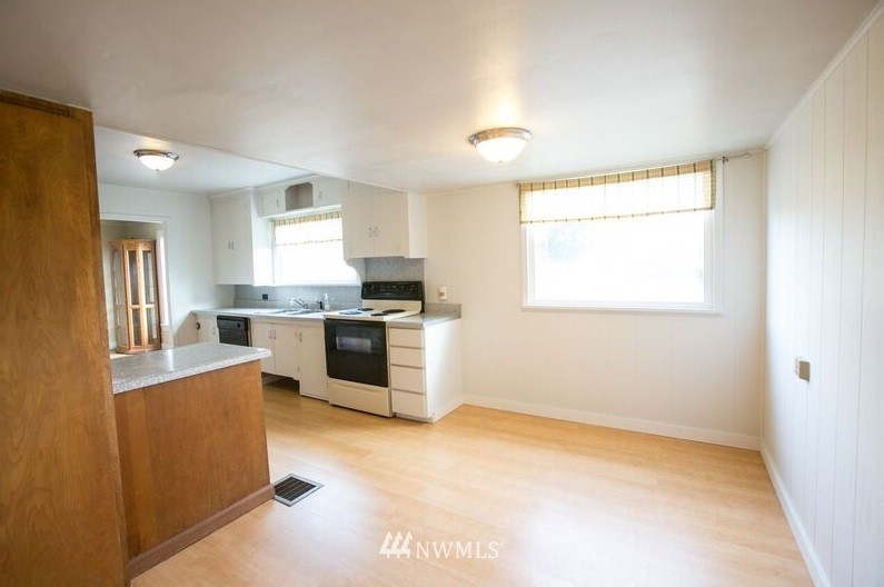22104 Cook Road Sedro-Woolley, WA 98284 - Photo 7 of 25 Gallery Image 7