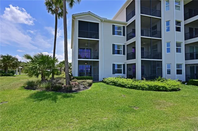 $350,000 | 1020 Tidewater Shores Loop, Unit 108, Bradenton, FL 34208