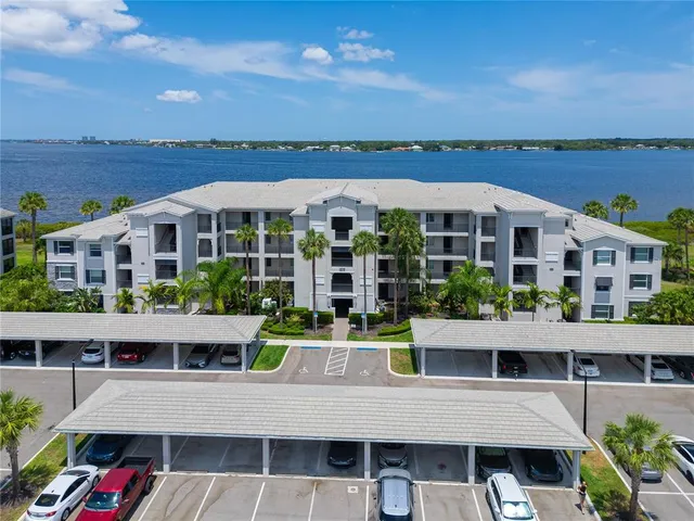 $350,000 | 1020 Tidewater Shores Loop, Unit 108, Bradenton, FL 34208