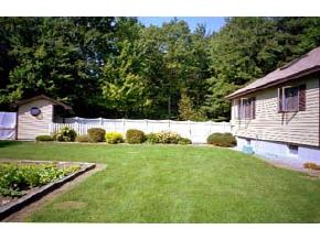 1 Ruffled Road Henniker, NH 03242 - Photo 4 of 5 Gallery Image 4