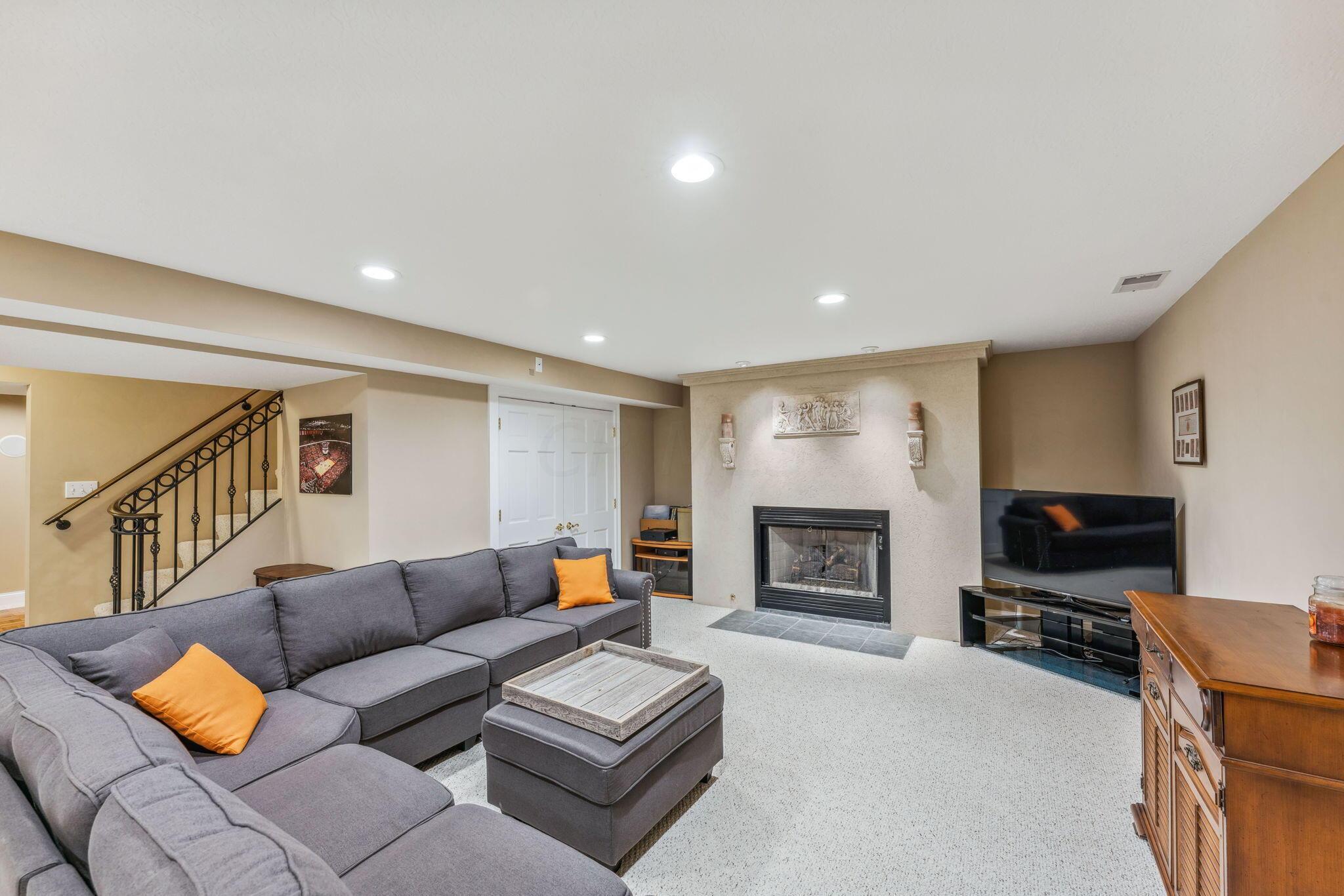 8153 Rookery Way Westerville, OH 43082 - Photo 53 of 85 Welcome to 8153 Rookery Way!