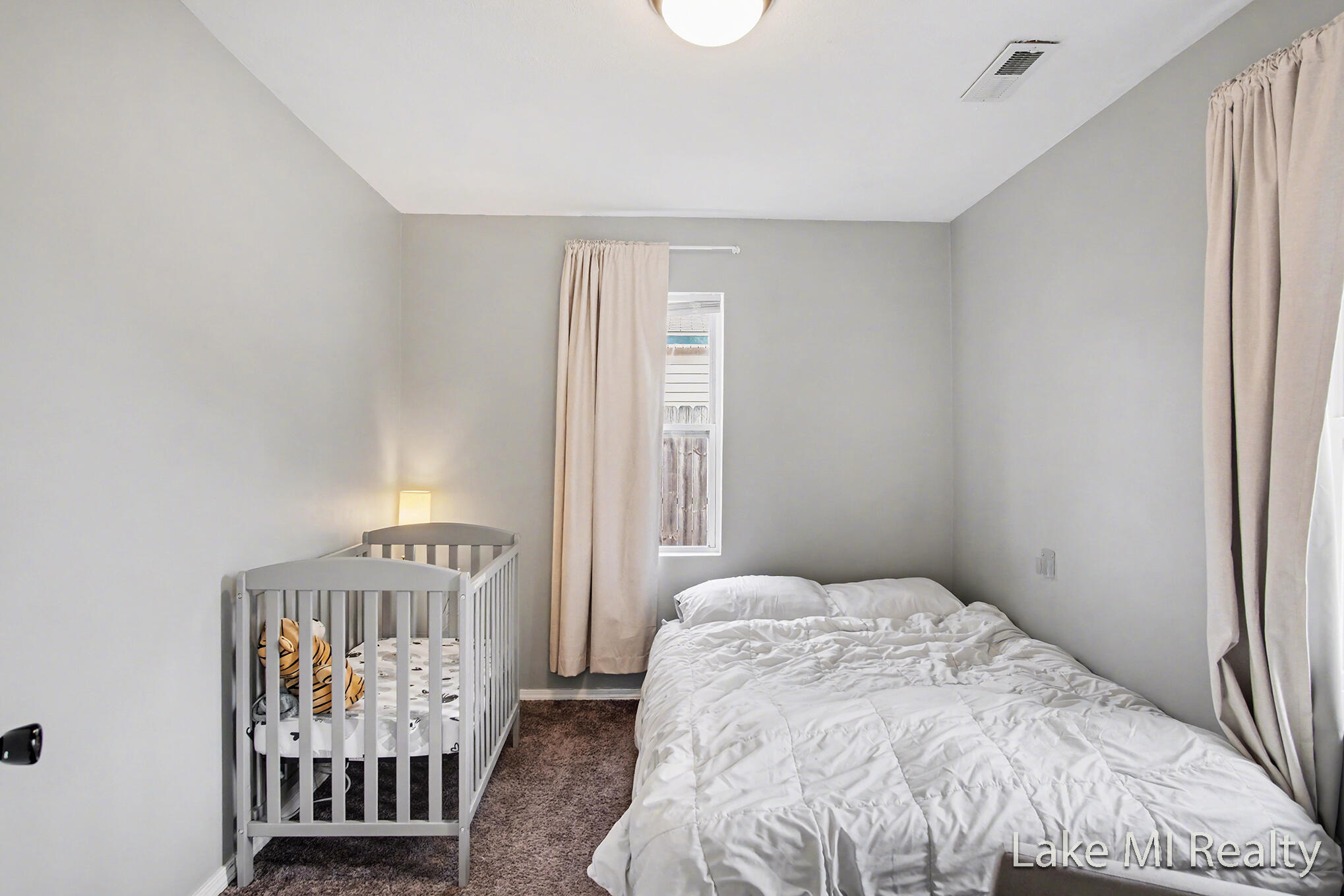 3809 Jefferson Avenue Southeast Wyoming, MI 49548 - Photo 9 of 16 DSCF3910