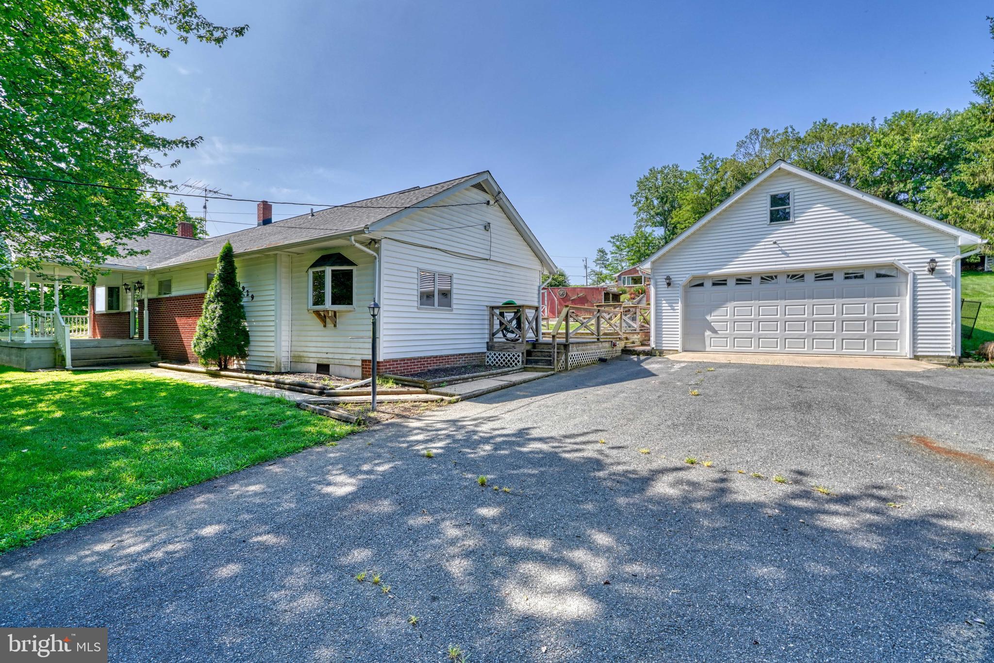 1929 Poole Road Darlington, MD 21034 - Photo 4 of 64