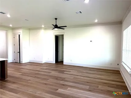 $690,900 | 1614 Hunt Drive, Salado, TX 76571