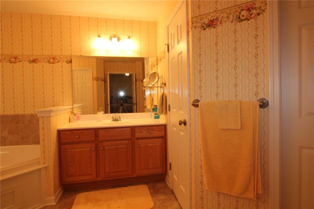 520 Wendel Road Irwin, PA 15642 - Photo 22 of 25 Gallery Image 22
