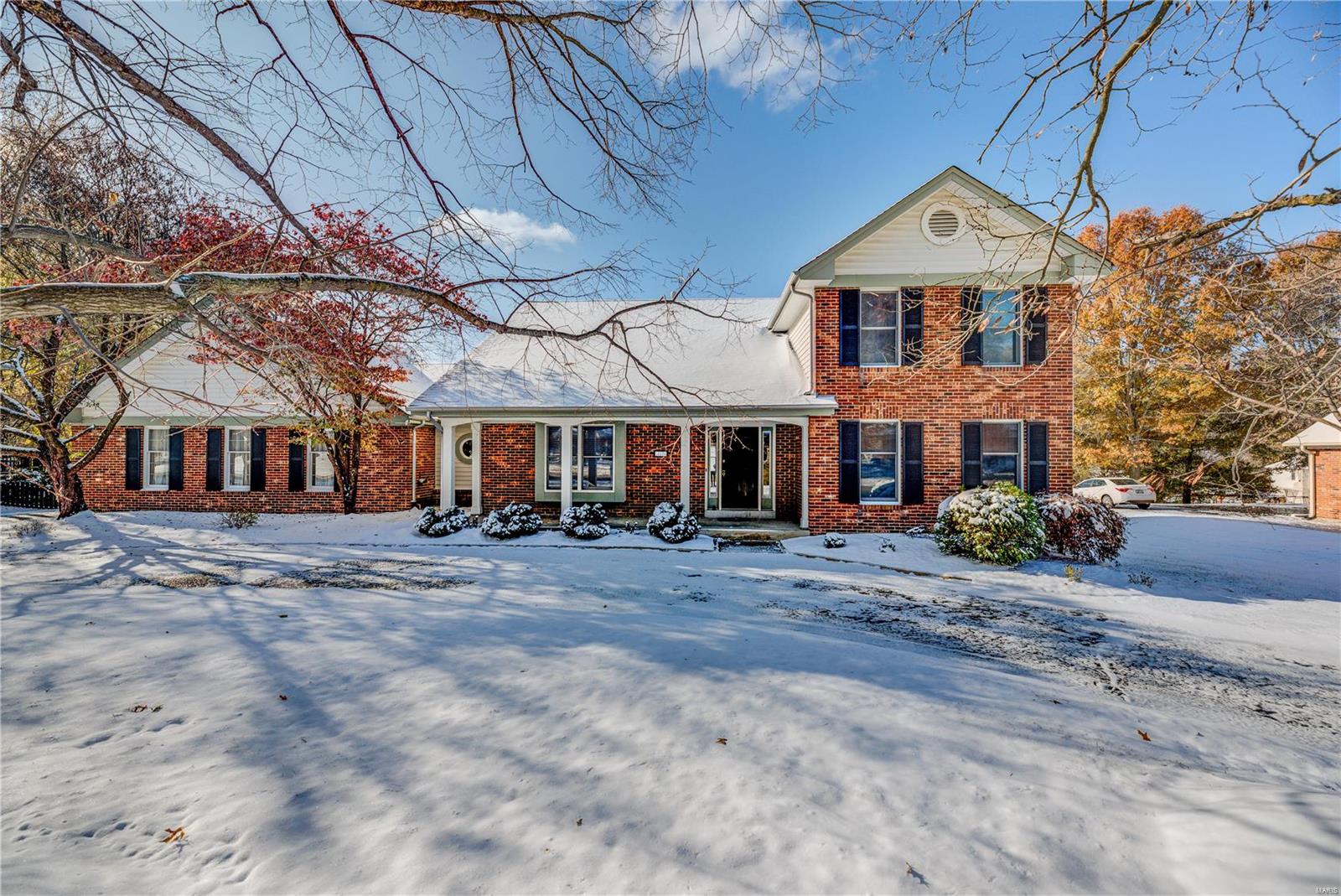 14136 Ladue Road Chesterfield, MO 63017 - Photo 1 of 27 Gallery Image 1