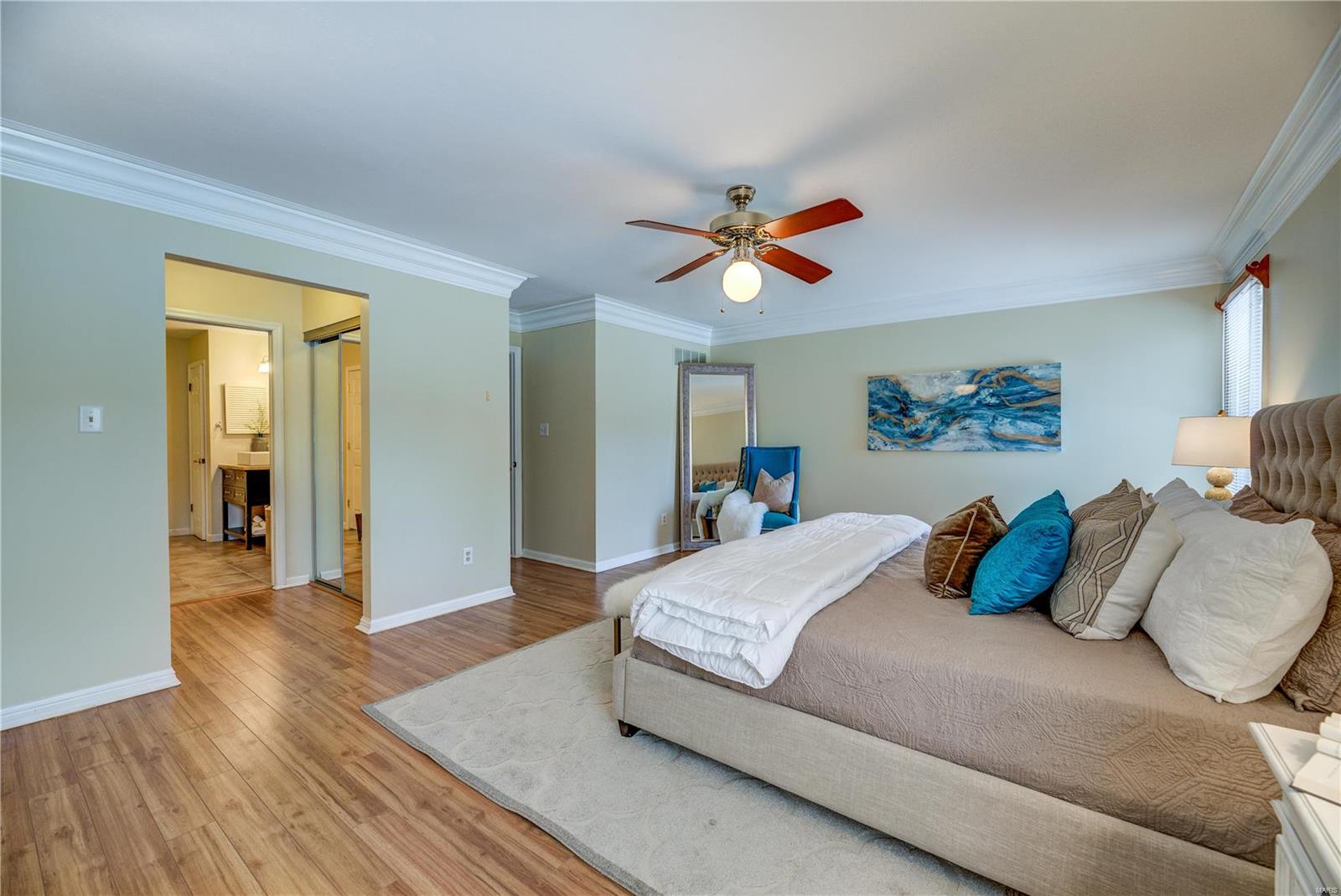 14136 Ladue Road Chesterfield, MO 63017 - Photo 14 of 27 Gallery Image 14