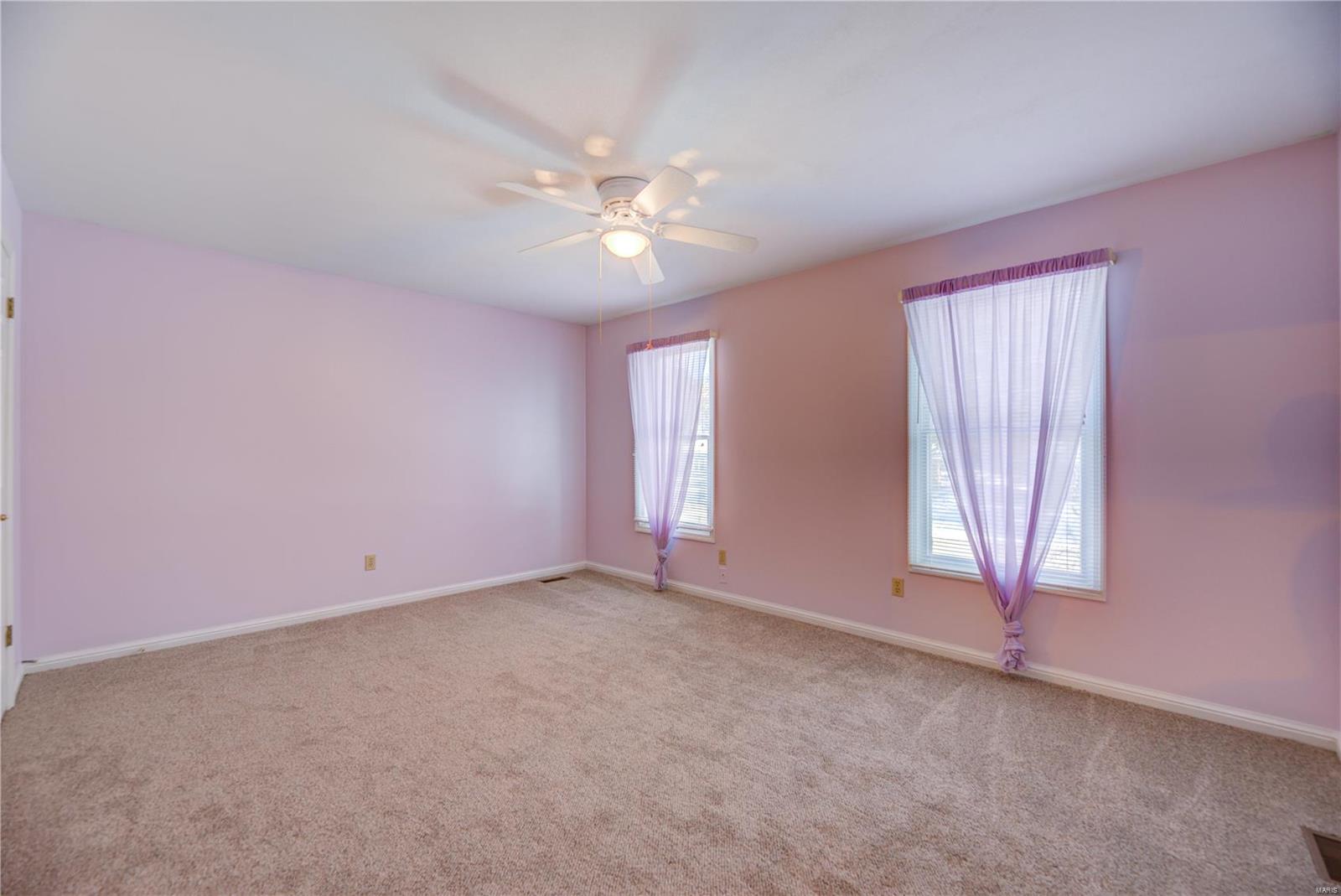 14136 Ladue Road Chesterfield, MO 63017 - Photo 18 of 27 Gallery Image 18